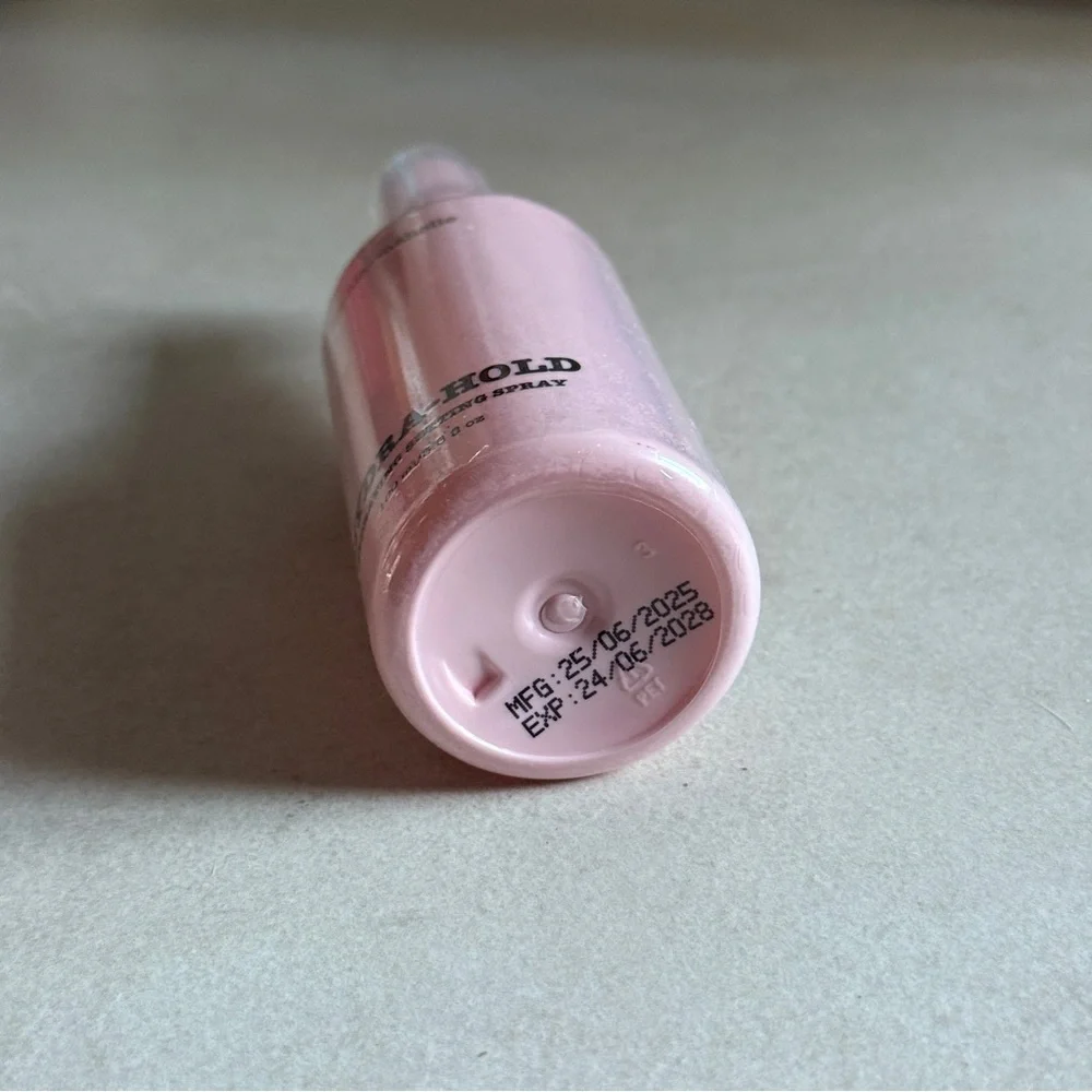 Sophia + Mabelle Hydra-Hold Hydrating Setting Spray